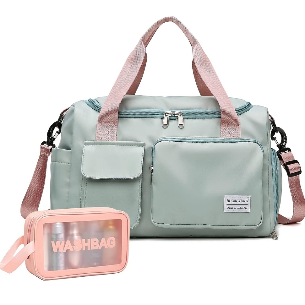 Small Gym Bag for Women, Waterproof Duffle Bag Carry On Weekender Bag with Shoe